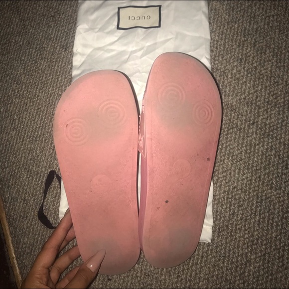 GUCCI SLIDES — womens 7 - Picture 3 of 4